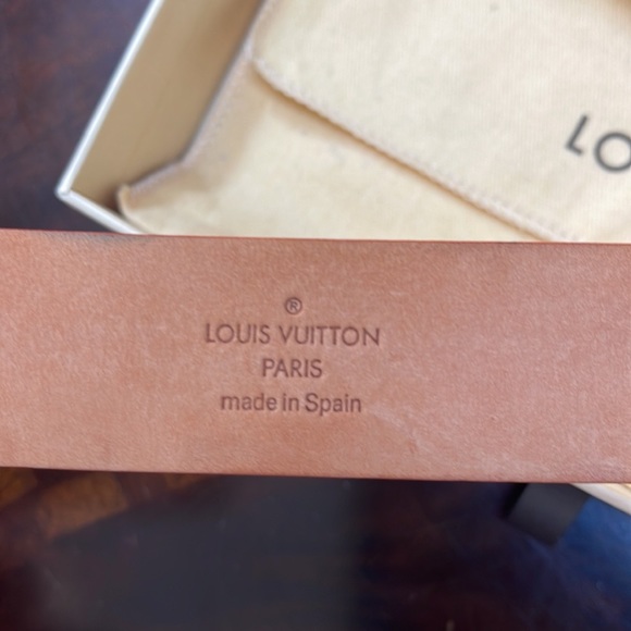 Louis Vuitton Murakami Belt - Picture 5 of 7